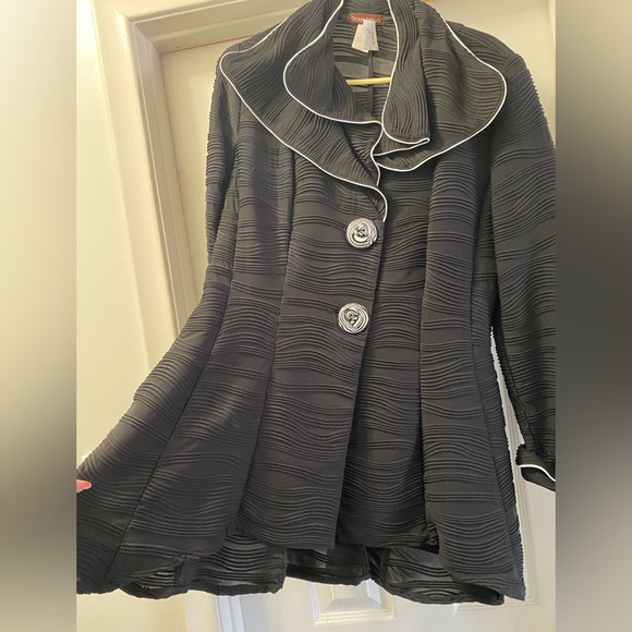 BNWT jacket - Picture 2 of 6